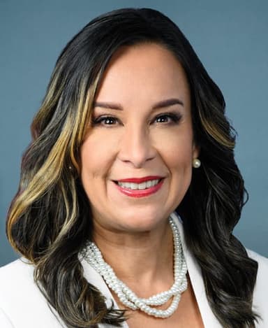 Official portrait of Monica De La Cruz, U.S. Representative for Texas's 15th District