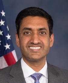 Official portrait of Ro Khanna, U.S. Representative for California's 17th District