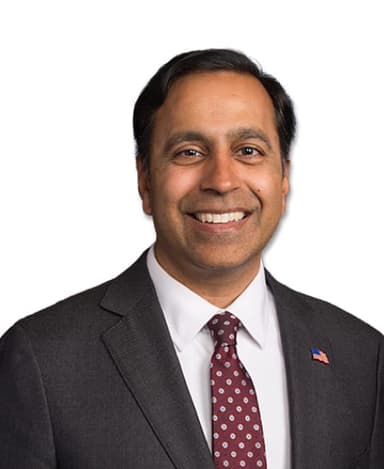 Official portrait of Raja Krishnamoorthi, U.S. Representative for Illinois's 8th District