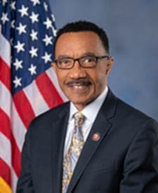 Official portrait of Kweisi Mfume, U.S. Representative for Maryland's 7th District
