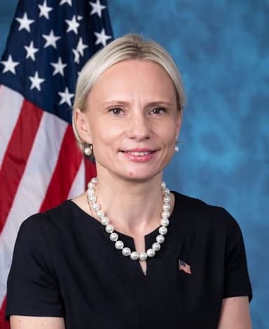 Official portrait of Victoria Spartz, U.S. Representative for Indiana's 5th District
