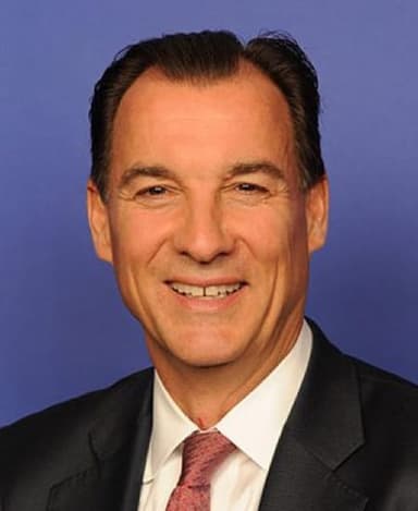 Official portrait of Tom Suozzi, U.S. Representative for New York's 3rd District