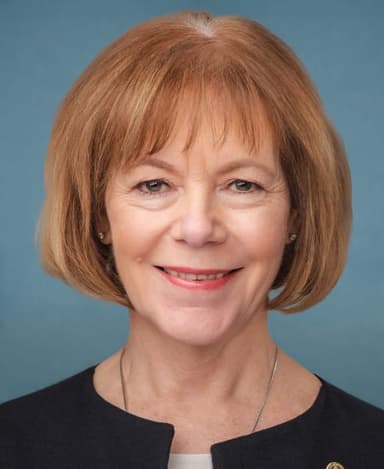 Official portrait of Tina Smith, U.S. Senator for Minnesota
