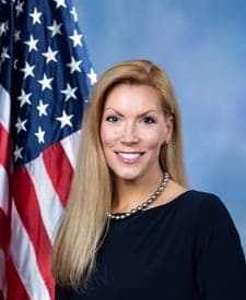 Official portrait of Beth Van Duyne, U.S. Representative for Texas's 24th District