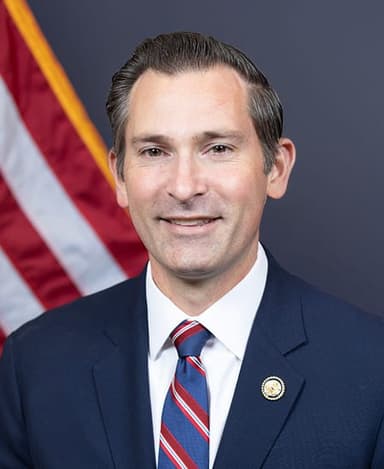 Official portrait of Matt Van Epps, U.S. Representative for Tennessee's 7th District